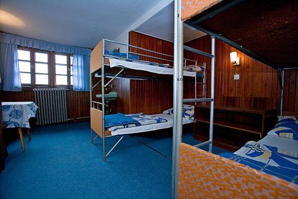 Schronisko Pttk Samotnia Albergue Karpacz Habitación foto